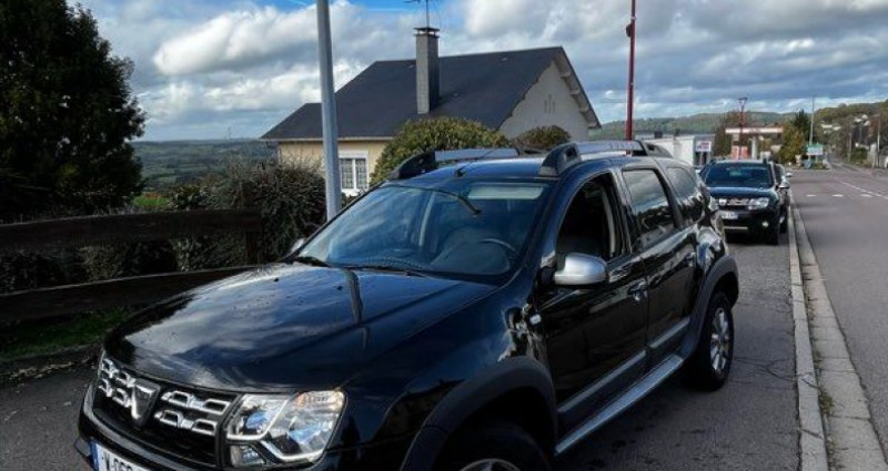 Dacia Duster 1.5 Dci 110 cv 4x4 prestige 2015 - photo n°2 Dacia Duster 1.5 Dci 110 cv 4x4 prestige  occasion à Château-Chinon - photo n°2