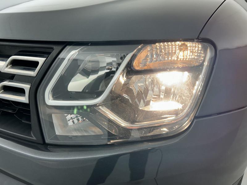Dacia Duster 1.5 dCi 110ch Lauréate 4X2 + Régulateur de vitesse 2014 - photo n°20 Dacia Duster 1.5 dCi 110ch Lauréate 4X2 + Régulateur de vitesse  occasion à SAINT-GREGOIRE - photo n°20