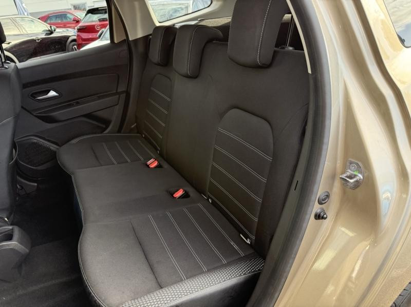 Dacia Duster 1.5 dCi 110ch Prestige 4X2 2018 - photo n°12 Dacia Duster 1.5 dCi 110ch Prestige 4X2  occasion à Vert-Saint-Denis - photo n°12