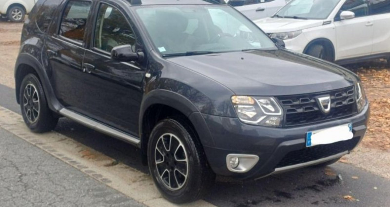 Dacia Duster 1.5DCI 110 4x4 BLACK-TOUCH 2017 Dacia Duster 1.5DCI 110 4x4 BLACK-TOUCH  occasion à ST BONNET LE FROID