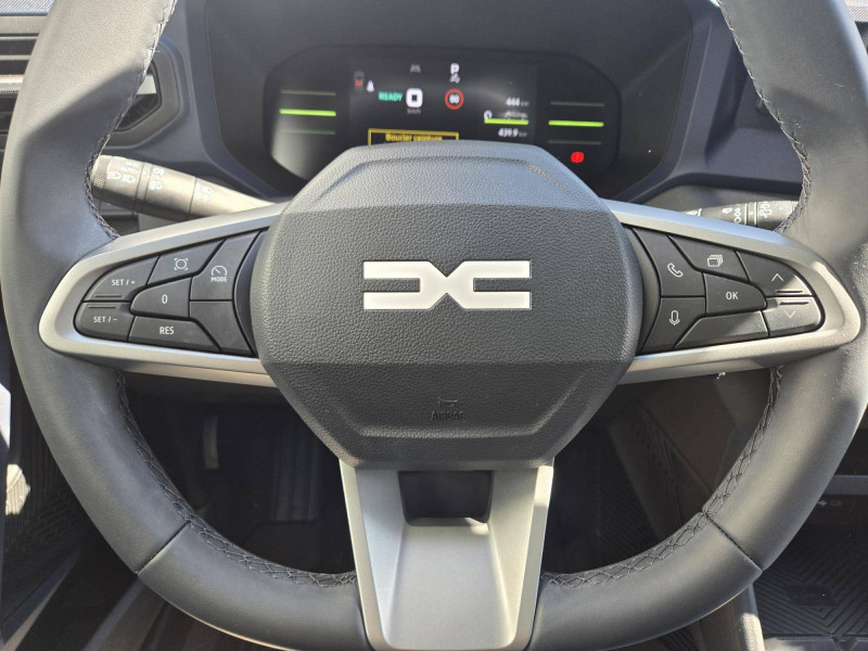 Dacia Duster Duster Hybrid 140 Journey 5p 2025 - photo n°11 Dacia Duster Duster Hybrid 140 Journey 5p  occasion à Sainte-Bazeille - photo n°11