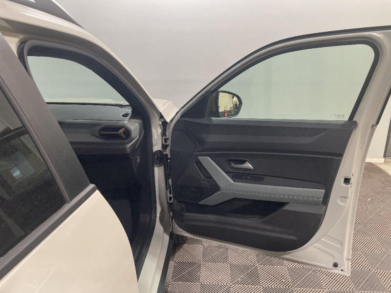 Dacia Duster Duster Mild Hybrid 130 4x2 Extreme 2025 - photo n°20 Dacia Duster Duster Mild Hybrid 130 4x2 Extreme  occasion à Évreux - photo n°20