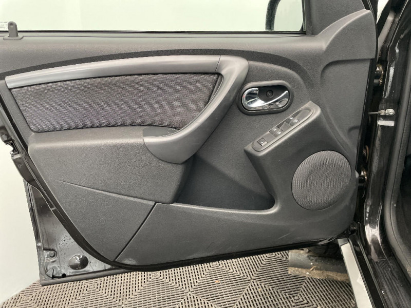 Dacia Duster Duster TCe 125 4x2 Prestige Edition 2016 2016 - photo n°19 Dacia Duster Duster TCe 125 4x2 Prestige Edition 2016  occasion à Saint-Léonard - photo n°19