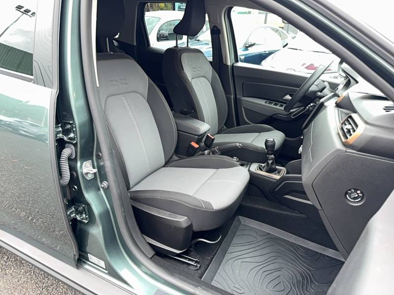 Dacia Duster ECO-G 100 4x2 Extreme 2023 - photo n°12 Dacia Duster ECO-G 100 4x2 Extreme  occasion à Lourdes - photo n°12