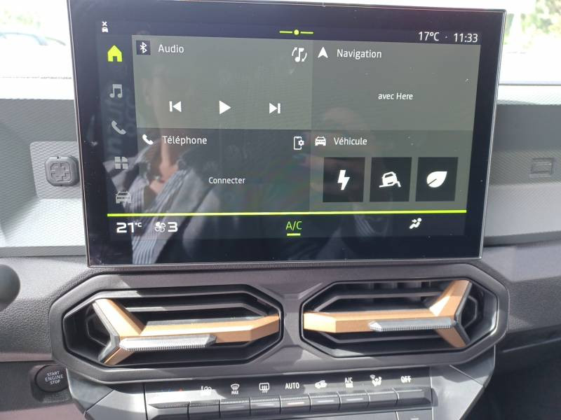 Dacia Duster Hybrid 140 Extreme 2025 - photo n°13 Dacia Duster Hybrid 140 Extreme  occasion à L'Isle-Jourdain - photo n°13