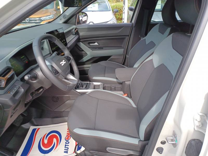 Dacia Duster Hybrid 140 Extreme 2025 - photo n°9 Dacia Duster Hybrid 140 Extreme  occasion à L'Isle-Jourdain - photo n°9