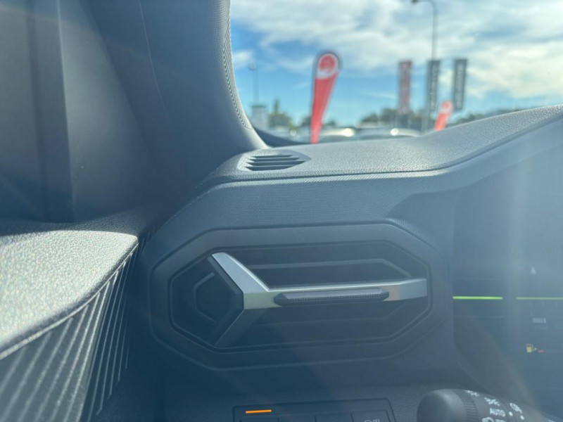 Dacia Duster mild hybrid 130 4x4 JOURNEY 2025 - photo n°17 Dacia Duster mild hybrid 130 4x4 JOURNEY  occasion à Lormont - photo n°17