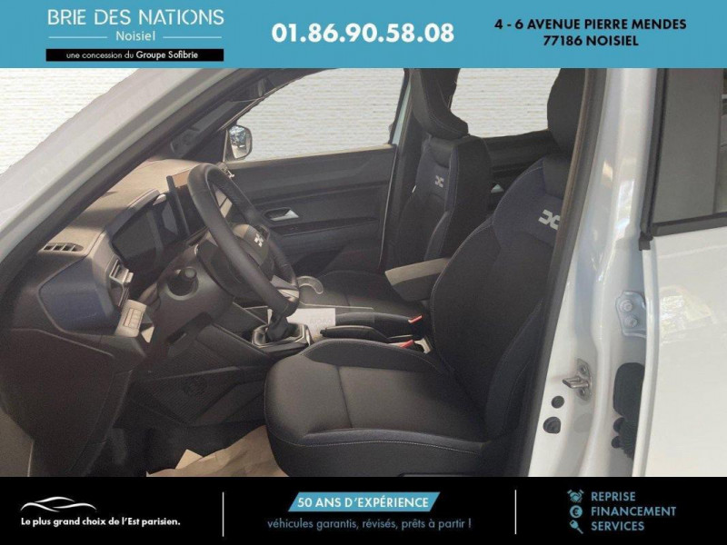 Dacia Duster TCe 130 4x2 Expression  occasion à NOISIEL - photo n°9