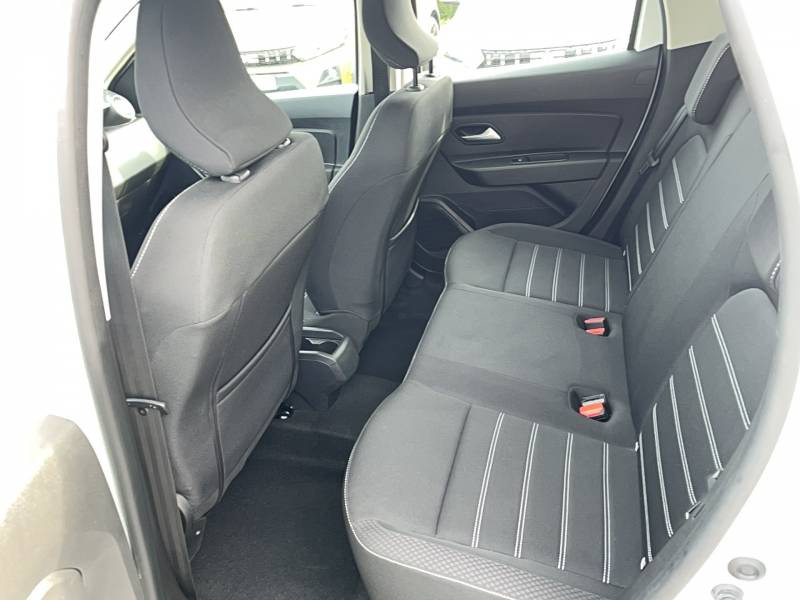 Dacia Duster TCe 130 FAP 4x2 Confort  occasion � Sainte-Bazeille - photo n�18