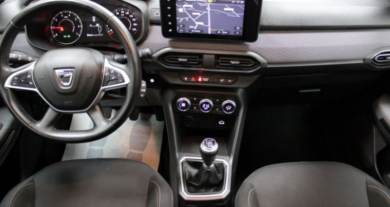 Dacia Jogger 1.0 ECO-G 100CH EXTREME 5 PLACES 2022 - photo n°7 Dacia Jogger 1.0 ECO-G 100CH EXTREME 5 PLACES  occasion à Coulommiers - photo n°7