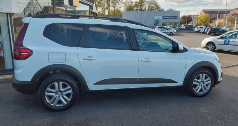 Dacia Jogger 1.0 TCe 110ch Expression 5 places 2023 - photo n°4 Dacia Jogger 1.0 TCe 110ch Expression 5 places  occasion à Bourges - photo n°4