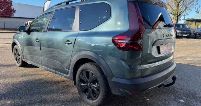 Dacia Jogger 1.6 HYBRID 140CH EXTREME  7 PLACES/ 1 ERE MAIN / CRITAIR 1 / 2024 - photo n°5 Dacia Jogger 1.6 HYBRID 140CH EXTREME  7 PLACES/ 1 ERE MAIN / CRITAIR 1 /  occasion à Moirans - photo n°5