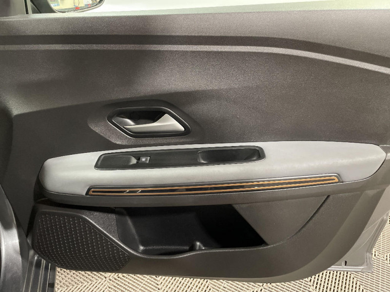 Dacia Jogger Jogger ECO-G 100 7 places Extreme + 2024 - photo n°19 Dacia Jogger Jogger ECO-G 100 7 places Extreme +  occasion à Évreux - photo n°19