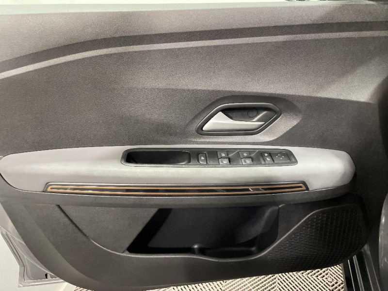 Dacia Jogger Jogger ECO-G 100 7 places Extreme + 2024 - photo n°18 Dacia Jogger Jogger ECO-G 100 7 places Extreme +  occasion à Évreux - photo n°18