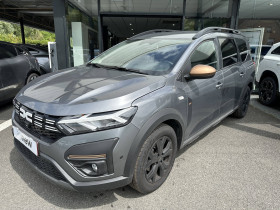 Dacia Jogger occasion 2025 mise en vente à Figeac par le garage FIGEAC AUTOMOBILES - photo n°1