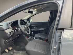 Dacia Jogger TCe 110 5 places  occasion  Beaupuy - photo n8