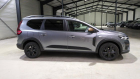 Dacia Jogger Tce 110 7 places gsr2 bvm6 extreme + pack navi  occasion � Ganges - photo n�3