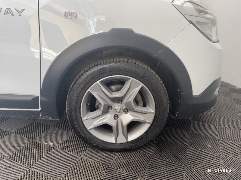 Dacia Lodgy Lodgy dCI 110 5 places Stepway 2018 - photo n°8 Dacia Lodgy Lodgy dCI 110 5 places Stepway  occasion à Persan - photo n°8
