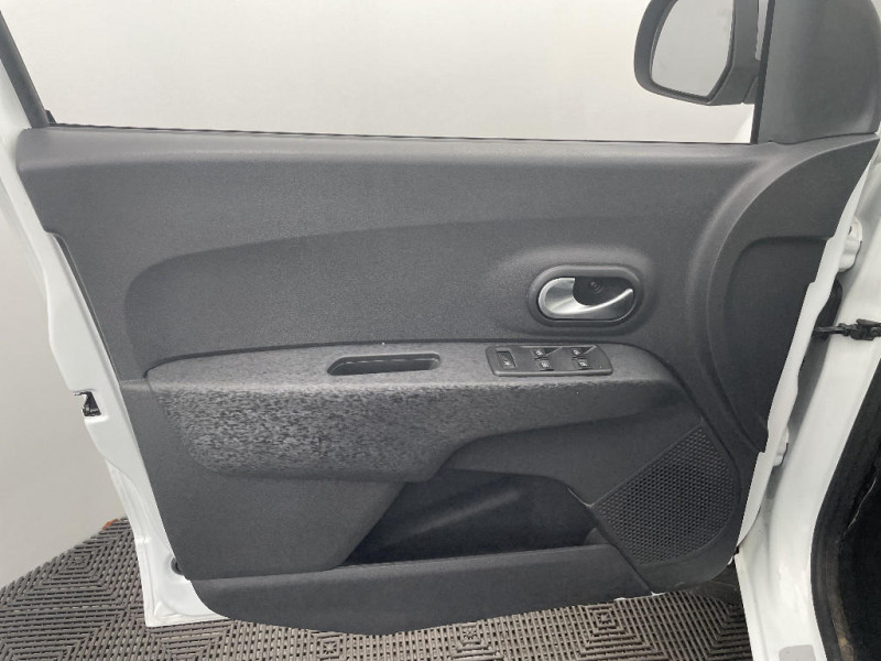 Dacia Lodgy Lodgy dCI 110 5 places Stepway 2018 - photo n°19 Dacia Lodgy Lodgy dCI 110 5 places Stepway  occasion à Persan - photo n°19