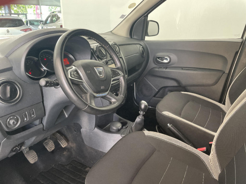 Dacia Lodgy Lodgy dCI 110 5 places Stepway 2018 - photo n°18 Dacia Lodgy Lodgy dCI 110 5 places Stepway  occasion à Persan - photo n°18