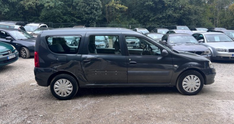 Dacia Logan MCV 1.6 i 84cv 1ère Main 7pl 2012 - photo n°5 Dacia Logan MCV 1.6 i 84cv 1ère Main 7pl  occasion à Sathonay-Camp - photo n°5