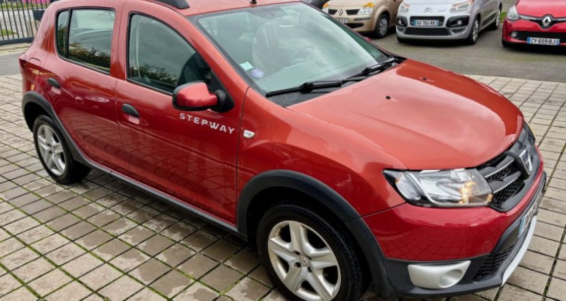 Dacia Sandero 0.9 TCe 90ch eco² Stepway Prestige 2014 - photo n°3 Dacia Sandero 0.9 TCe 90ch eco² Stepway Prestige  occasion à NOUVOITOU - photo n°3