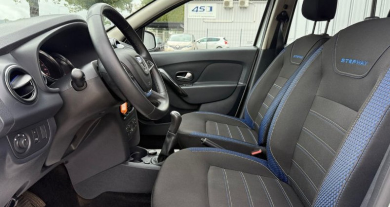Dacia Sandero 1.0 ECO-G 100CH 15 ANS/ 1 ERE MAIN /CRITAIR 1 / CAMERA/ 2020 - photo n°7 Dacia Sandero 1.0 ECO-G 100CH 15 ANS/ 1 ERE MAIN /CRITAIR 1 / CAMERA/  occasion à Moirans - photo n°7