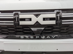 Dacia Sandero 1.0 TCe - 90 - BV CVT - 24  III BERLINE Stepway Extr�me  occasion � Ganges - photo n�8