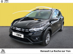 Dacia Sandero occasion 2023 mise en vente à LA ROCHE SUR YON par le garage RENAULT LA ROCHE - photo n°1