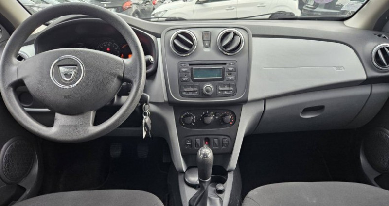 Dacia Sandero 1.2 16v 75ch Ambiance 2013 - photo n°3 Dacia Sandero 1.2 16v 75ch Ambiance  occasion à Saint-Jean-de-Linières - photo n°3