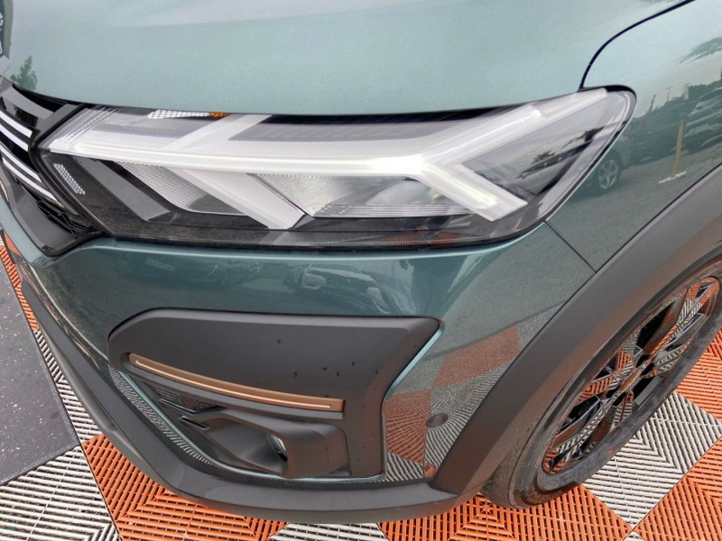 Dacia Sandero ECO-G 100 BV6 STEPWAY EXTREME + GPS Caméra JA 16 2025 - photo n°10 Dacia Sandero ECO-G 100 BV6 STEPWAY EXTREME + GPS Caméra JA 16  occasion à Lescure-d'Albigeois - photo n°10