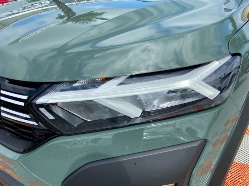 Dacia Sandero ECO-G 100 BV6 STEPWAY EXTREME + GPS Caméra JA 16 2025 - photo n°11 Dacia Sandero ECO-G 100 BV6 STEPWAY EXTREME + GPS Caméra JA 16  occasion à Lescure-d'Albigeois - photo n°11