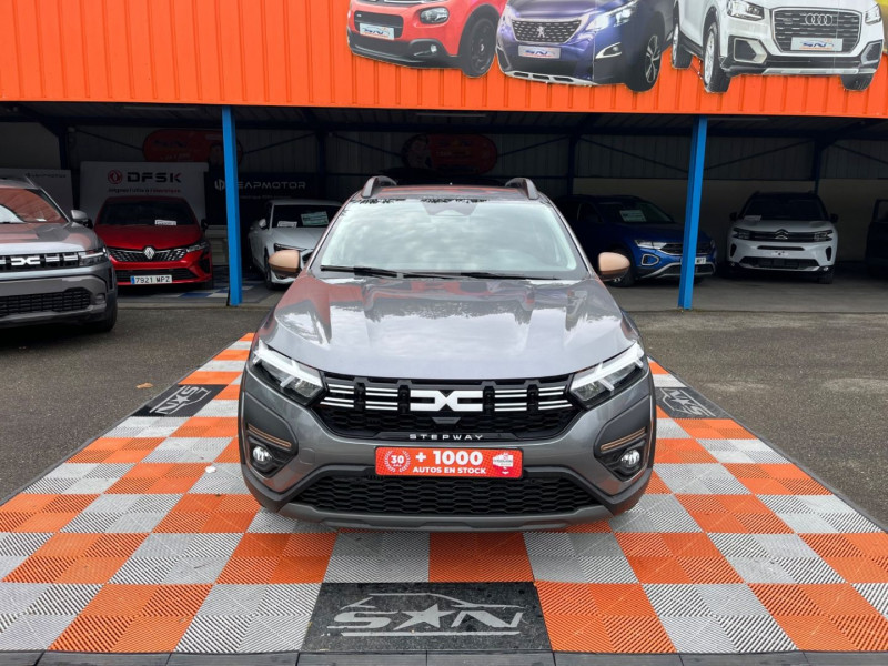 Dacia Sandero ECO-G 100 BV6 STEPWAY EXTREME + GPS Caméra JA 16 2025 - photo n°2 Dacia Sandero ECO-G 100 BV6 STEPWAY EXTREME + GPS Caméra JA 16  occasion à Lescure-d'Albigeois - photo n°2