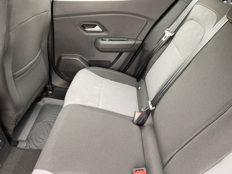 Dacia Sandero ECO-G 100 BV6 STEPWAY EXTREME + GPS Caméra JA 16 2025 - photo n°15 Dacia Sandero ECO-G 100 BV6 STEPWAY EXTREME + GPS Caméra JA 16  occasion à Lescure-d'Albigeois - photo n°15