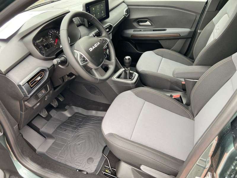 Dacia Sandero ECO-G 100 BV6 STEPWAY EXTREME + GPS Caméra JA 16 2025 - photo n°12 Dacia Sandero ECO-G 100 BV6 STEPWAY EXTREME + GPS Caméra JA 16  occasion à Lescure-d'Albigeois - photo n°12