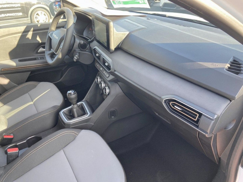 Dacia Sandero ECO-G 100 BV6 STEPWAY EXTREME + GPS Caméra JA 16 2025 - photo n°20 Dacia Sandero ECO-G 100 BV6 STEPWAY EXTREME + GPS Caméra JA 16  occasion à Lescure-d'Albigeois - photo n°20