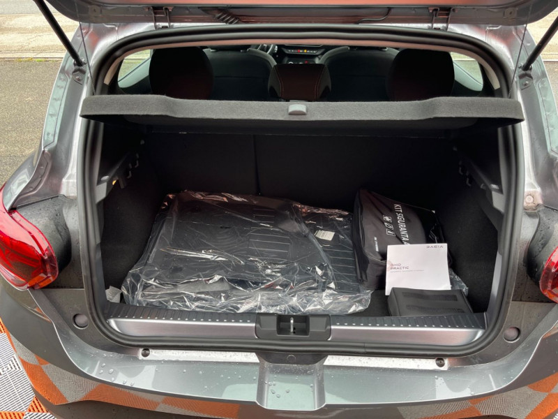 Dacia Sandero ECO-G 100 BV6 STEPWAY EXTREME + GPS Caméra JA 16 2025 - photo n°12 Dacia Sandero ECO-G 100 BV6 STEPWAY EXTREME + GPS Caméra JA 16  occasion à Lescure-d'Albigeois - photo n°12