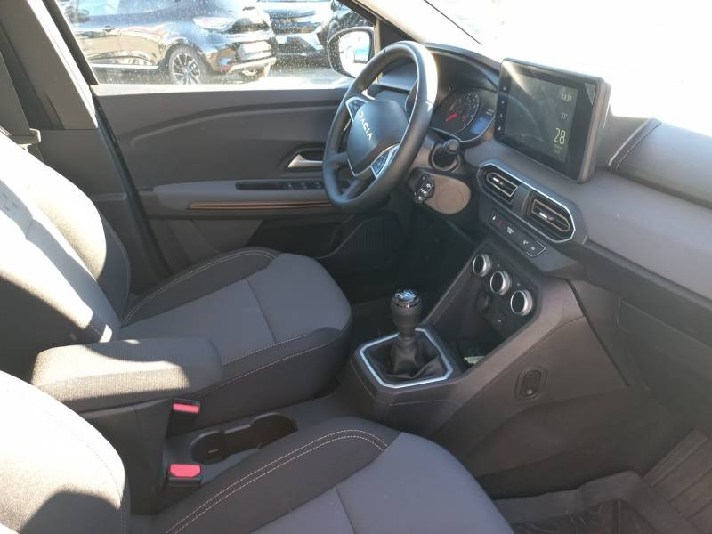 Dacia Sandero ECO-G 100 GSR2 Stepway Extreme + 2025 - photo n°12 Dacia Sandero ECO-G 100 GSR2 Stepway Extreme +  occasion à Toulouse - photo n°12