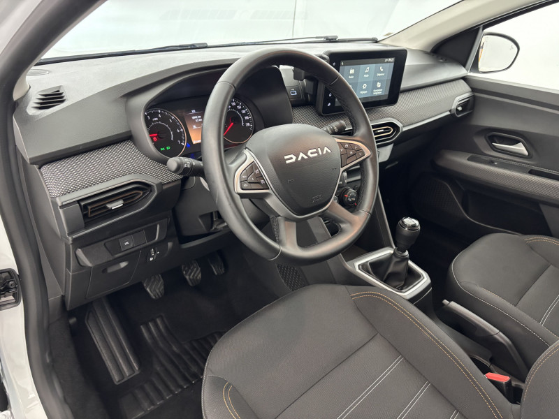 Dacia Sandero ECO-G 100 Stepway Expression 5p 2023 - photo n°13 Dacia Sandero ECO-G 100 Stepway Expression 5p  occasion à SAINT-GREGOIRE - photo n°13