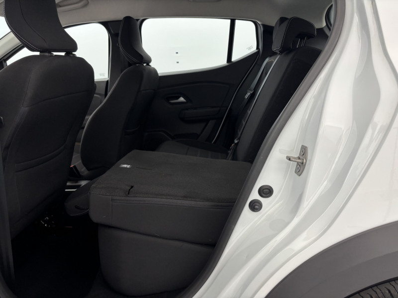 Dacia Sandero ECO-G 100 Stepway Expression 5p 2023 - photo n°10 Dacia Sandero ECO-G 100 Stepway Expression 5p  occasion à SAINT-GREGOIRE - photo n°10