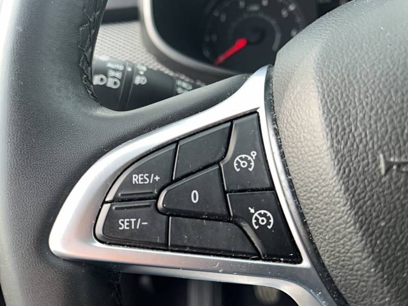 Dacia Sandero TCe 90 - 22 Stepway Confort  occasion � Sainte-Bazeille - photo n�19