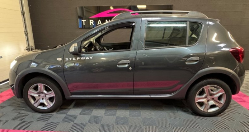 Dacia Sandero TCe 90 Stepway, camera de recul, gps 2016 - photo n°2 Dacia Sandero TCe 90 Stepway, camera de recul, gps  occasion à Harfleur - photo n°2