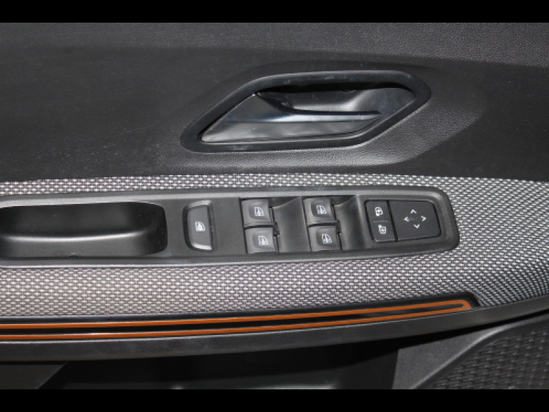 Dacia Sandero TCe 90 Stepway Confort 2021 - photo n°9 Dacia Sandero TCe 90 Stepway Confort  occasion à Biarritz - photo n°9