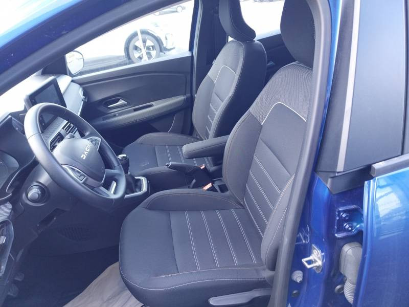 Dacia Sandero TCe 90 Stepway Expression 2024 - photo n°10 Dacia Sandero TCe 90 Stepway Expression  occasion à Langon - photo n°10