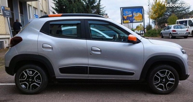 Dacia Spring ELECTRIC 45ch 27.4KWH CONFORT PLUS BVA CARPLAY CAMERA GPS A  2022 - photo n°6 Dacia Spring ELECTRIC 45ch 27.4KWH CONFORT PLUS BVA CARPLAY CAMERA GPS A   occasion à Forbach - photo n°6