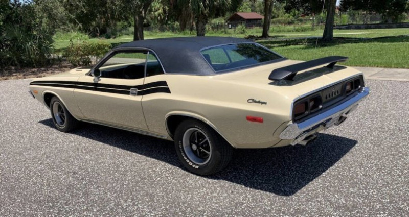 Dodge Challenger 2  1973 - photo n°4 Dodge Challenger 2   occasion à LYON - photo n°4