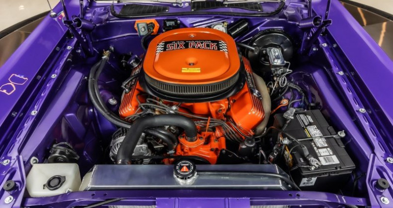 Dodge Challenger 2  1970 - photo n°4 Dodge Challenger 2   occasion à LYON - photo n°4