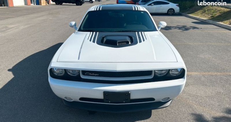 Dodge Challenger 2 RT Shaker en France 2014 - photo n°2 Dodge Challenger 2 RT Shaker en France  occasion à Les Thilliers-en-Vexin - photo n°2
