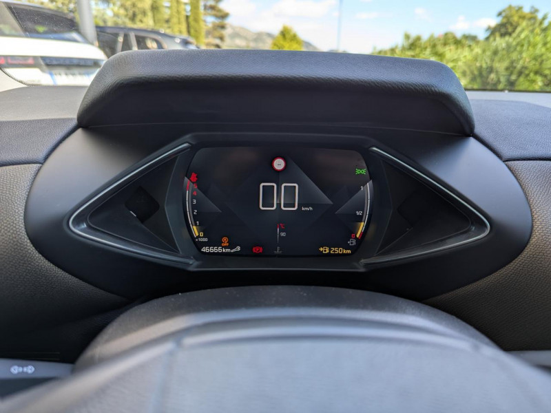DS DS3 Crossback 1.5 BlueHDi - 100  So Chic 2019 - photo n°19 DS DS3 Crossback 1.5 BlueHDi - 100  So Chic  occasion à Ganges - photo n°19