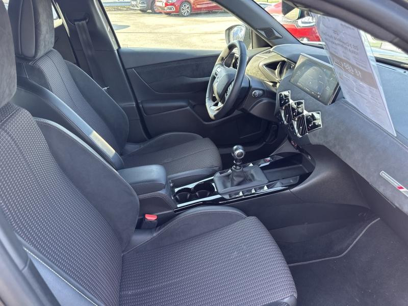 DS DS3 Crossback PureTech 100ch Performance Line  occasion  Saint-Maximin - photo n11